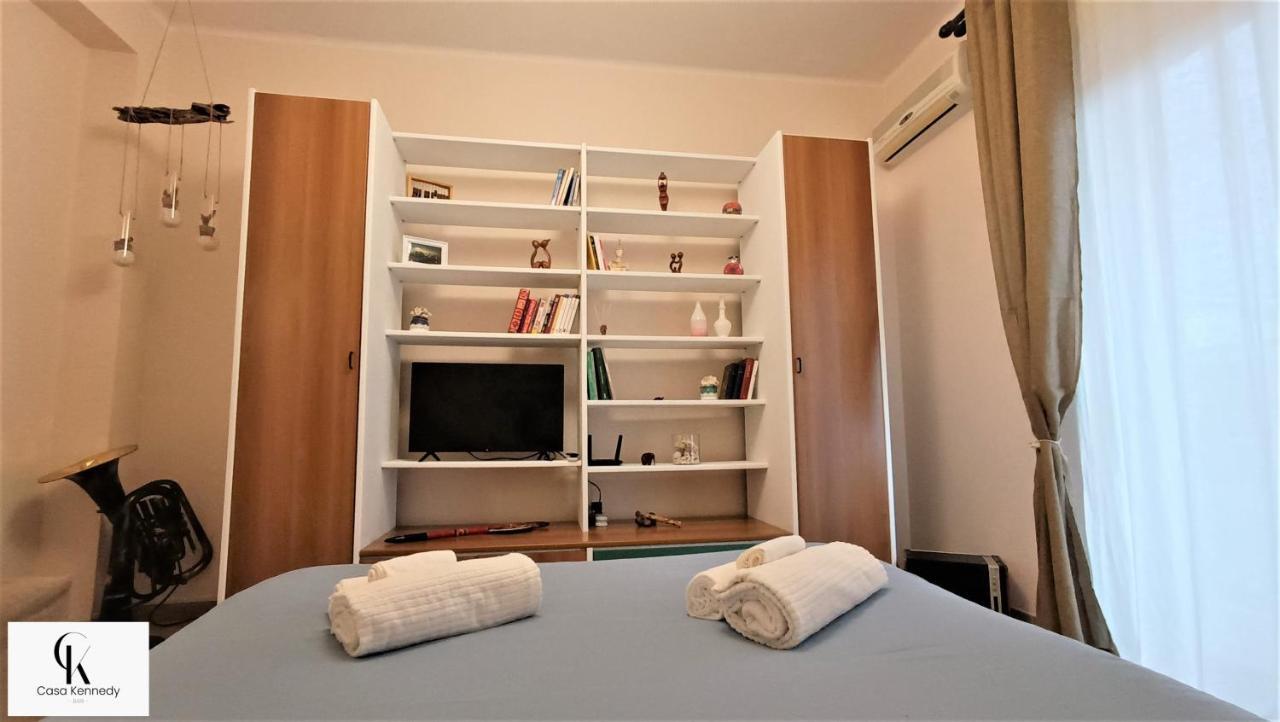 Appartement Casa Kennedy à Bari Extérieur photo