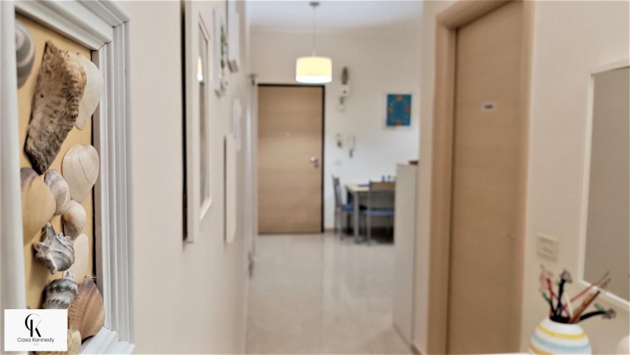 Appartement Casa Kennedy à Bari Extérieur photo