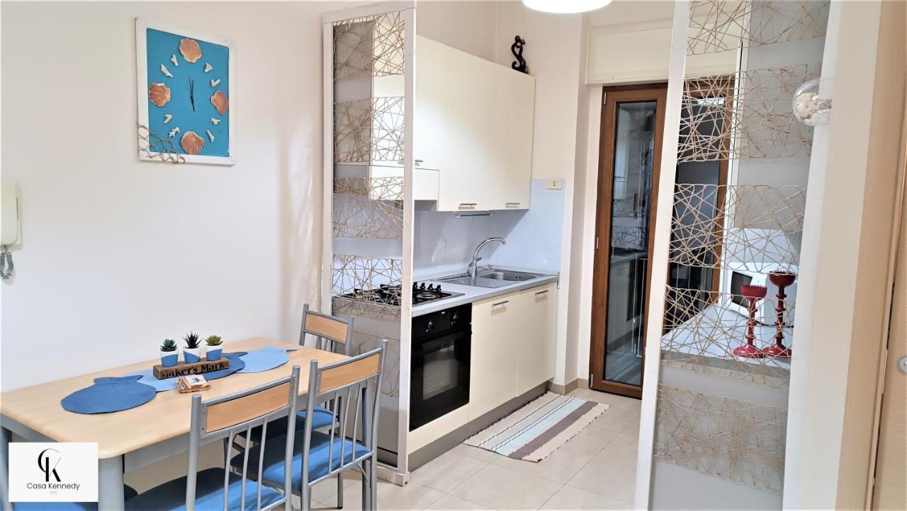 Appartement Casa Kennedy à Bari Extérieur photo