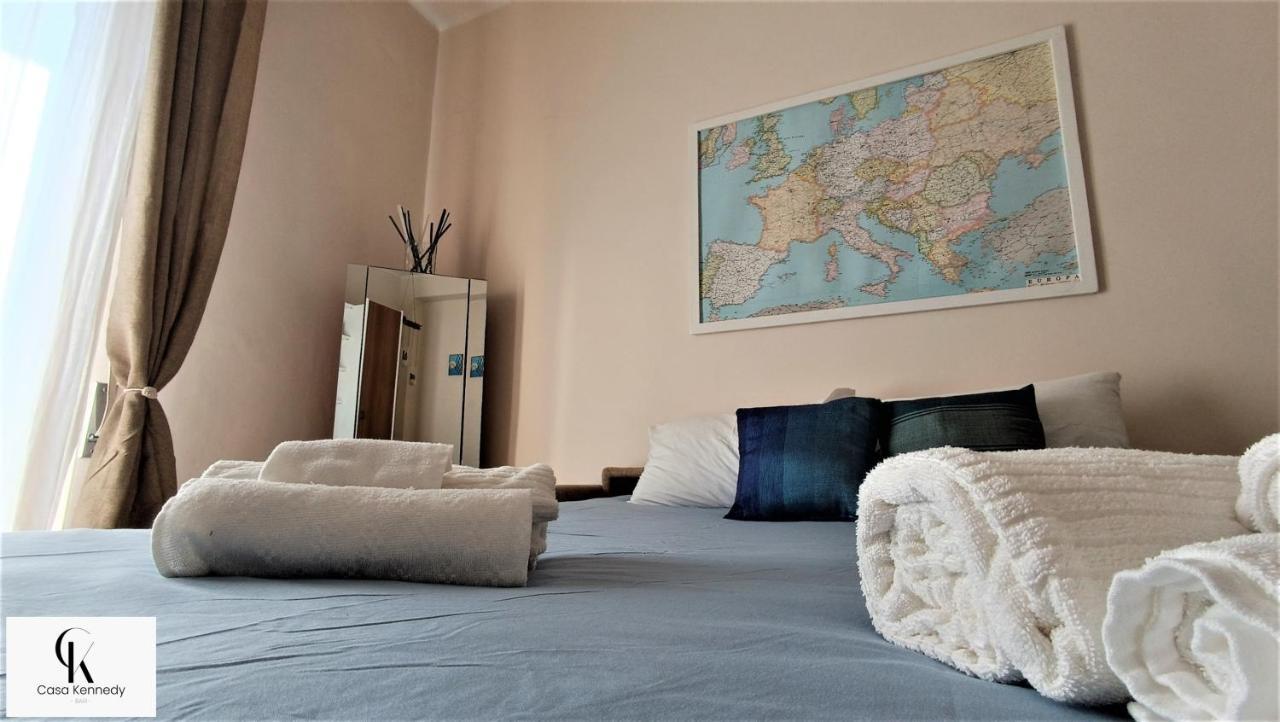 Appartement Casa Kennedy à Bari Extérieur photo