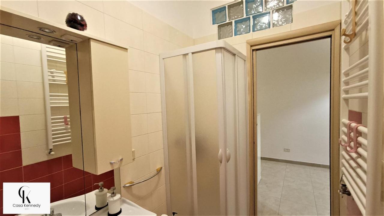 Appartement Casa Kennedy à Bari Extérieur photo