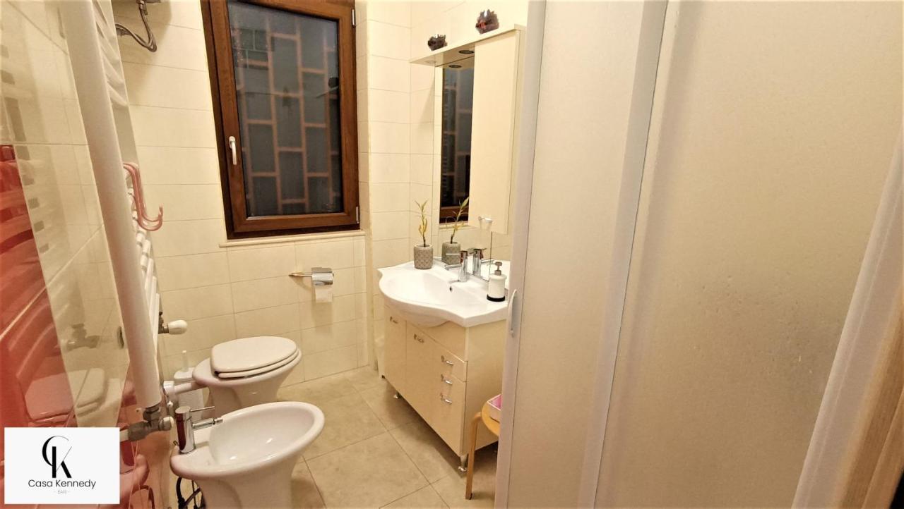 Appartement Casa Kennedy à Bari Extérieur photo